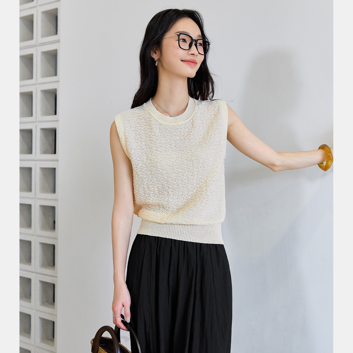 Textured Sleeveless Sweater-VIMLYSTORE