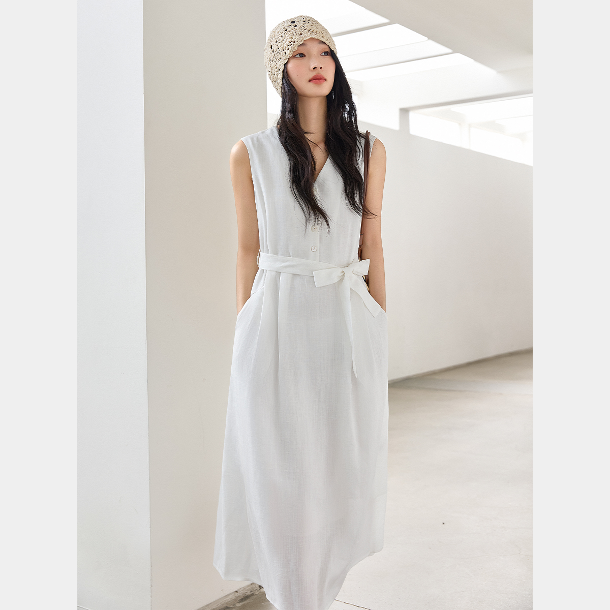 Elegant V-Neck Straight Dress