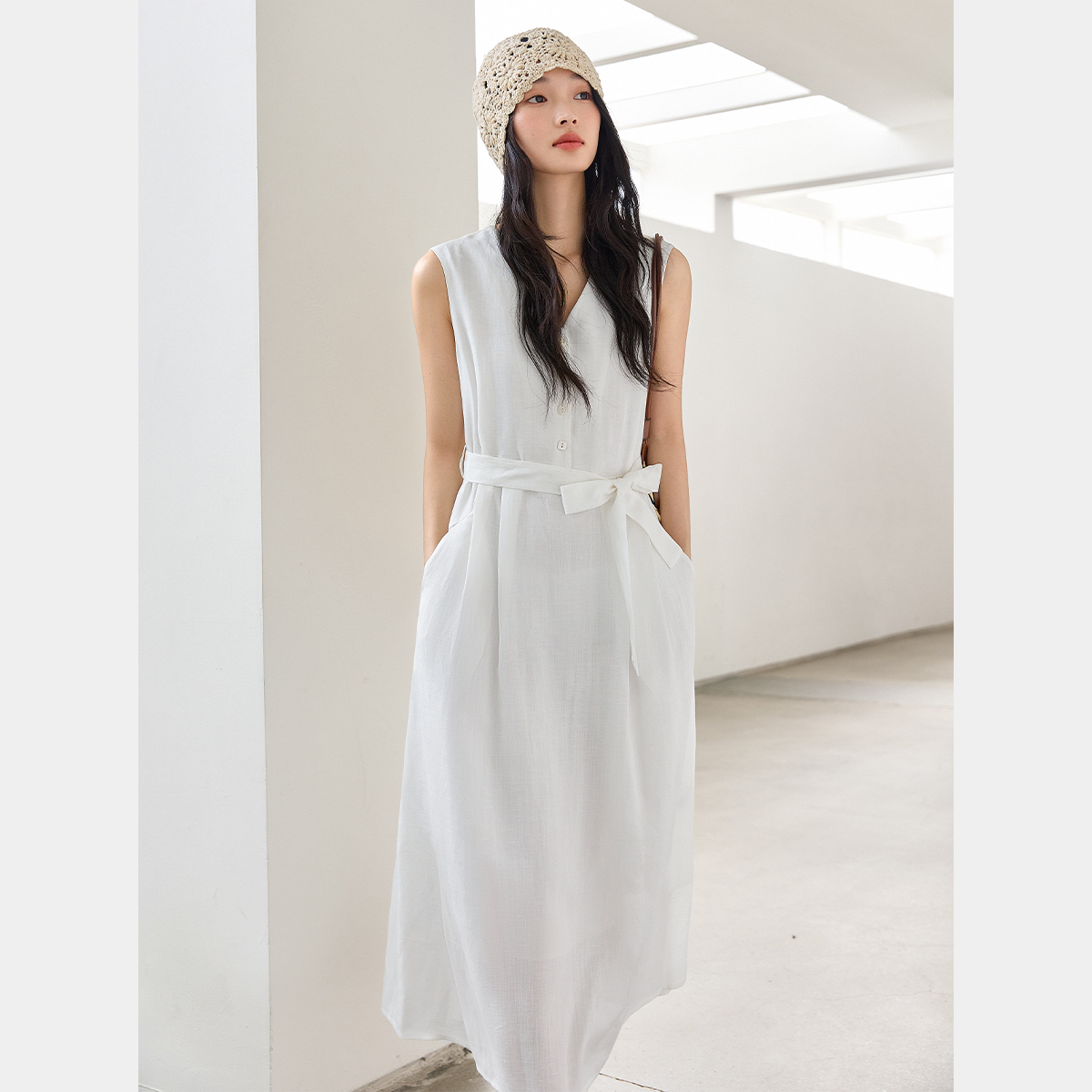 Elegant V-Neck Straight Dress