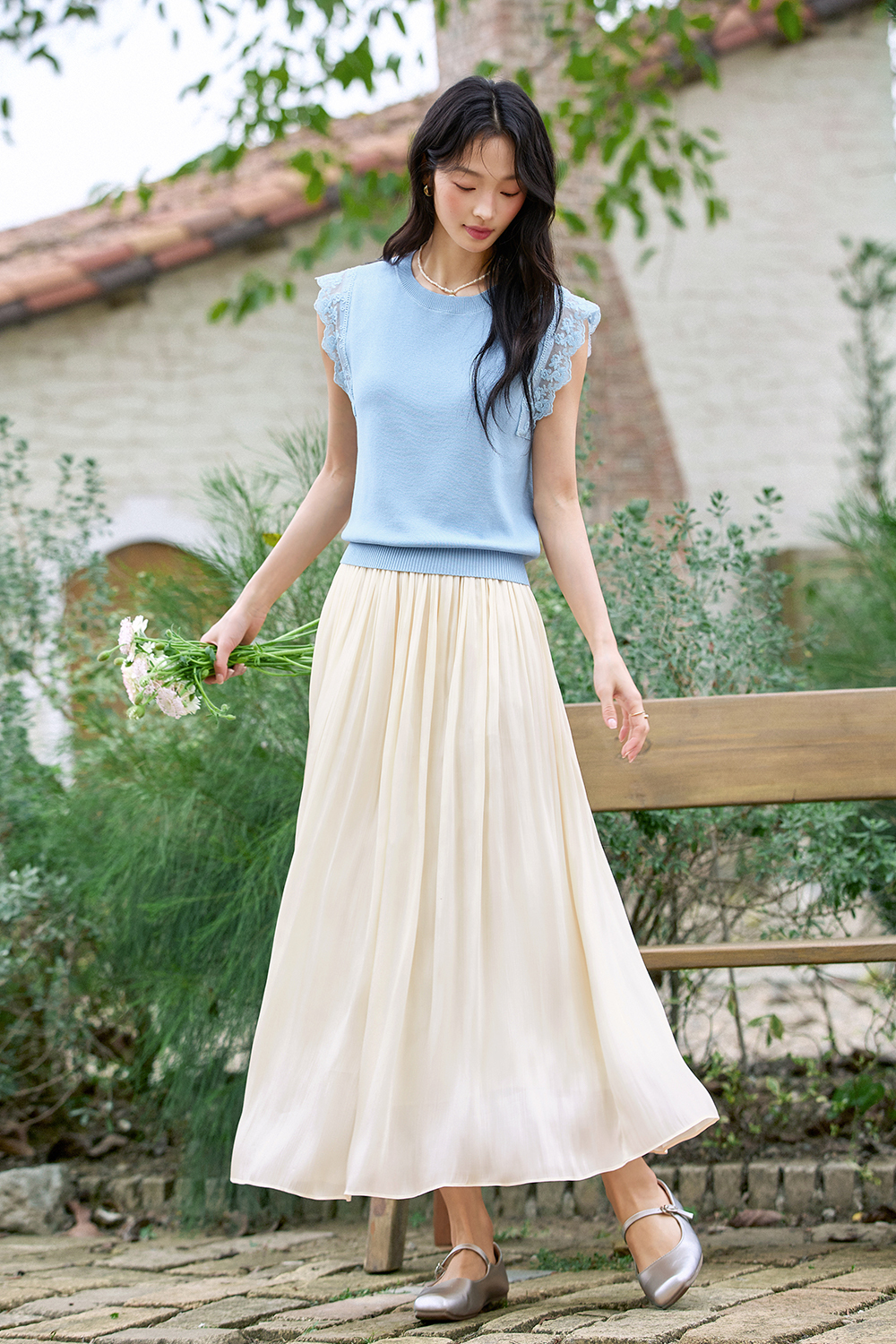 Lightweight And Flowing Loose Skirt