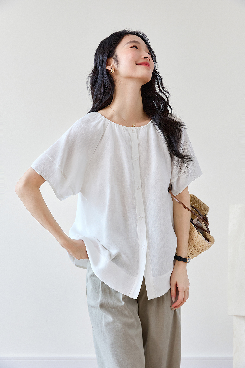 Minimalist Commute Textured Shirt with Round Neck