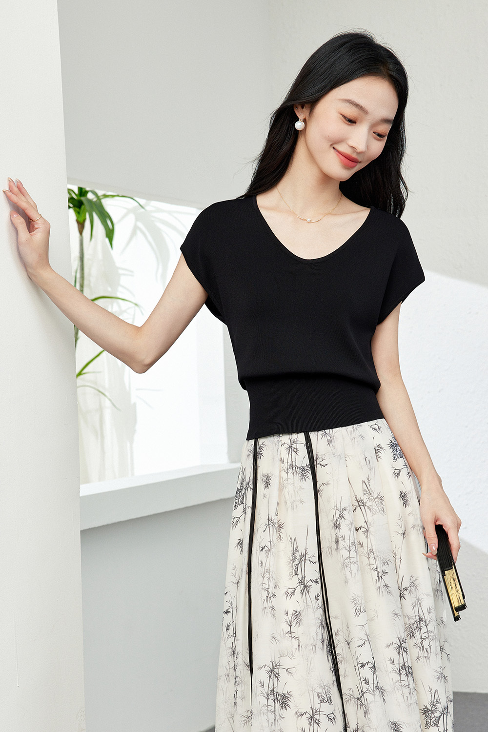 Waist-Cinched Hollowed-Out Knitted Sweater