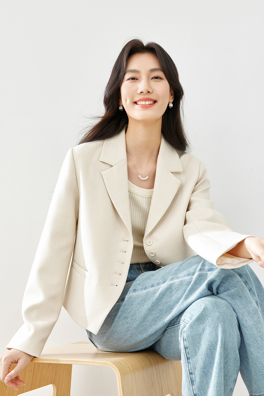 Solid Color Short Suit Jacket