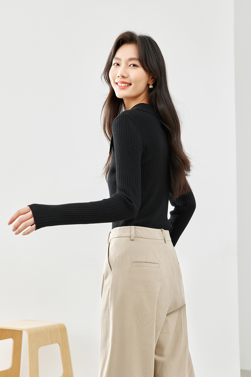 Slimming V-Neck Sweater