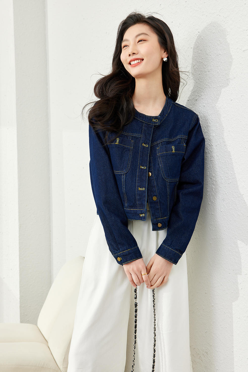 Round Neck Denim Short Jacket