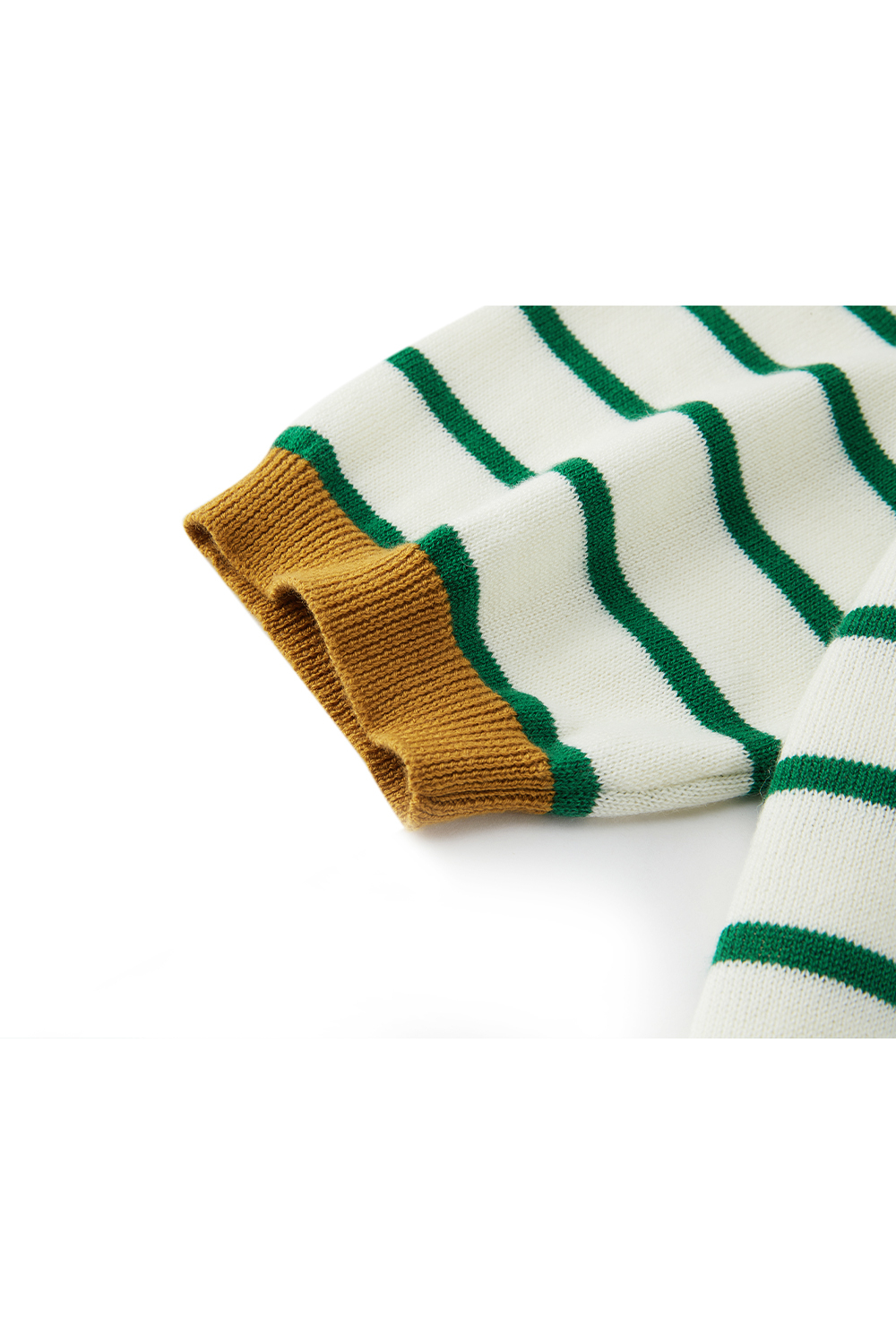 Fashionable Contrast Color Sweater