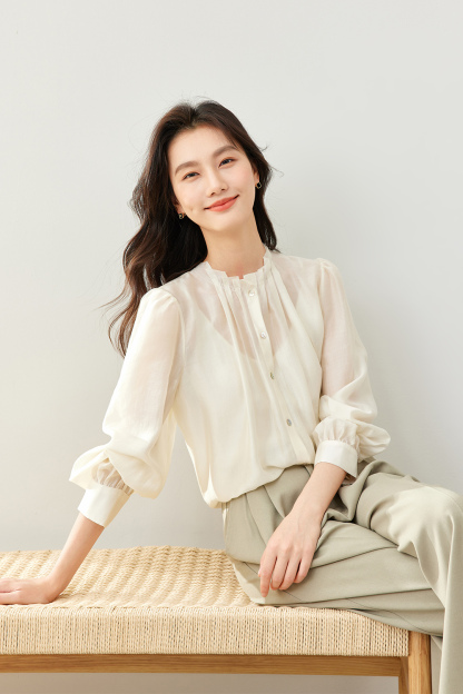 Round Collar Bud Tencel Shirt