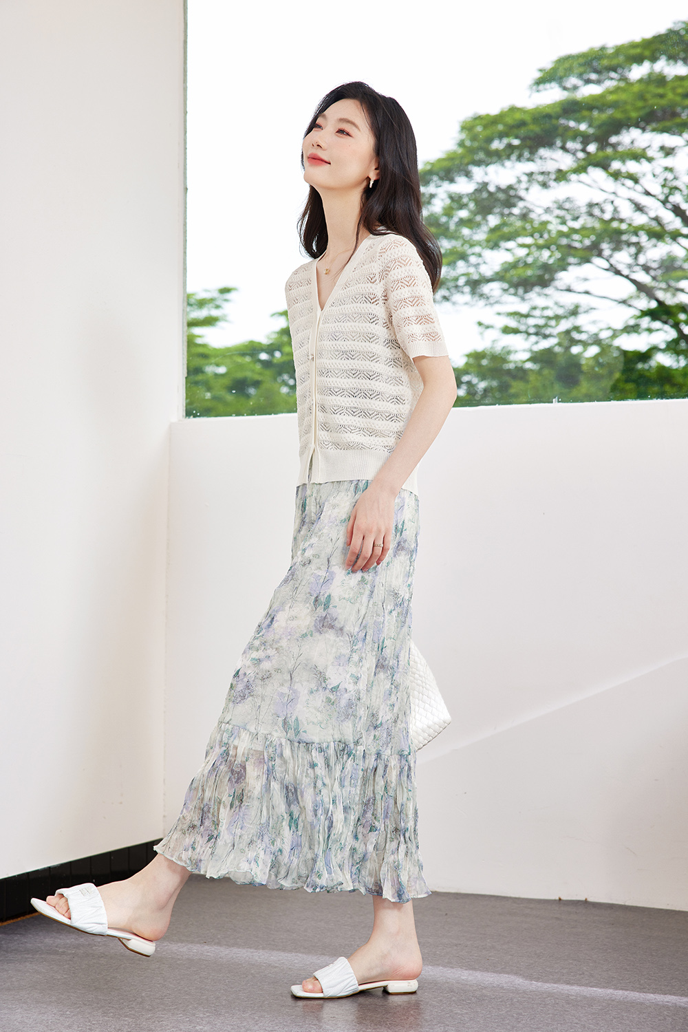 （暂无定价）Hollow Striped Knitted Cardigan