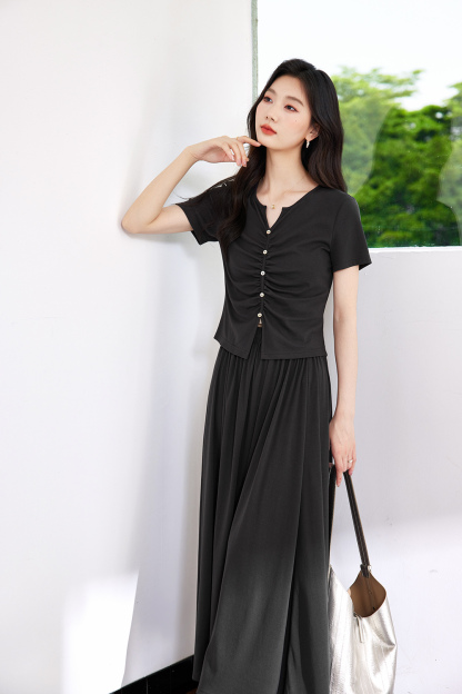（暂无定价）Fashion Temperament Umbrella Skirt Suit