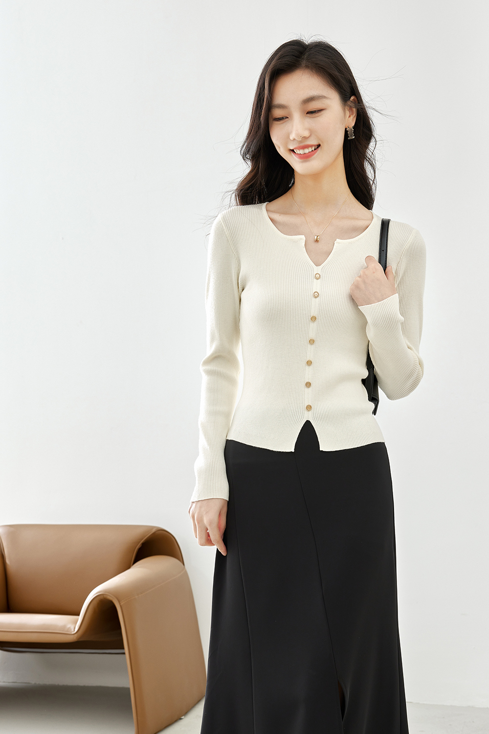 Thin V-neck knit Sweater-VIMLYSTORE