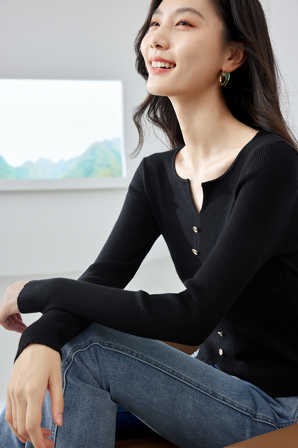 Thin V-neck knit Sweater-VIMLYSTORE