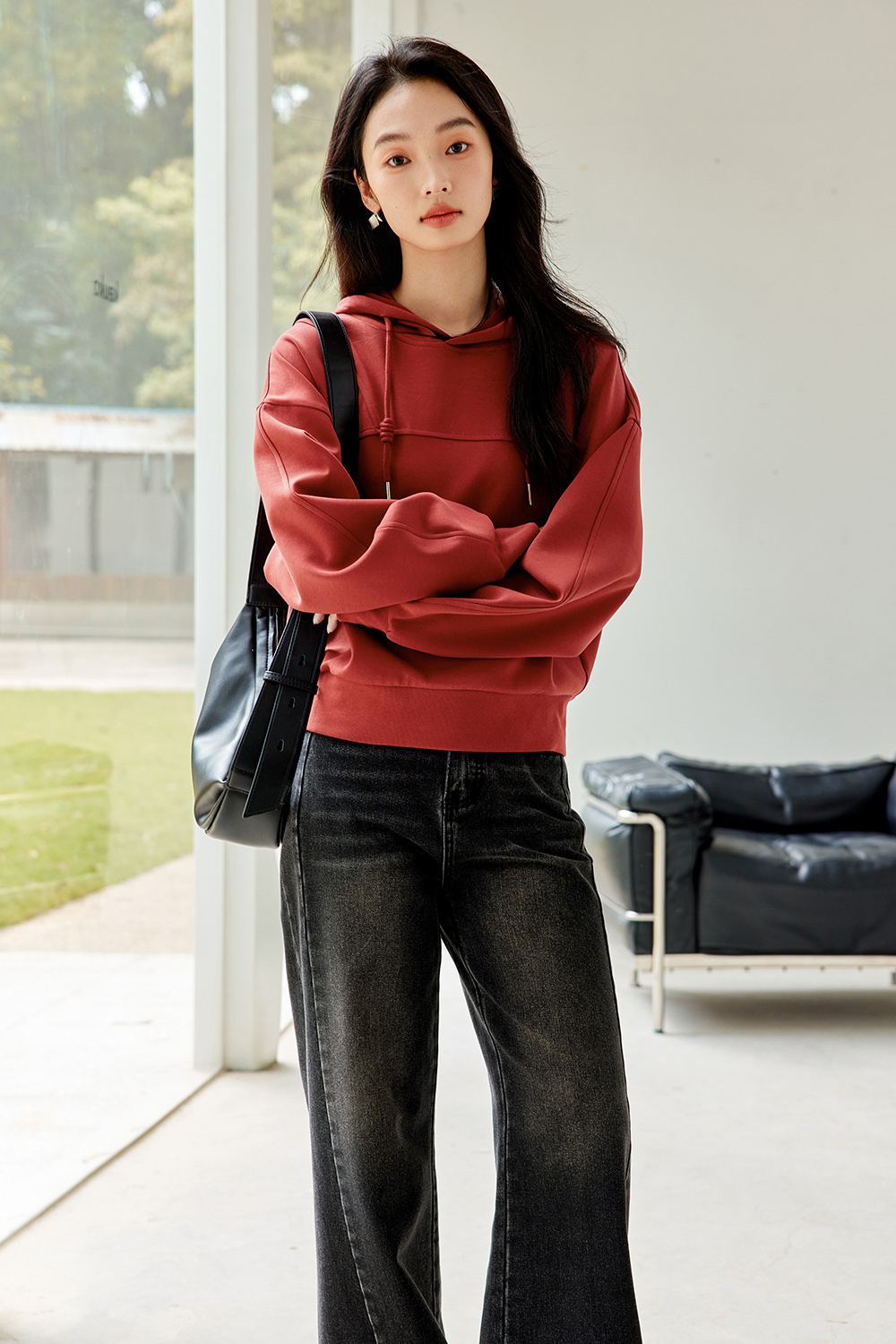 Fashionable Casual Silhouette Sweatshirt