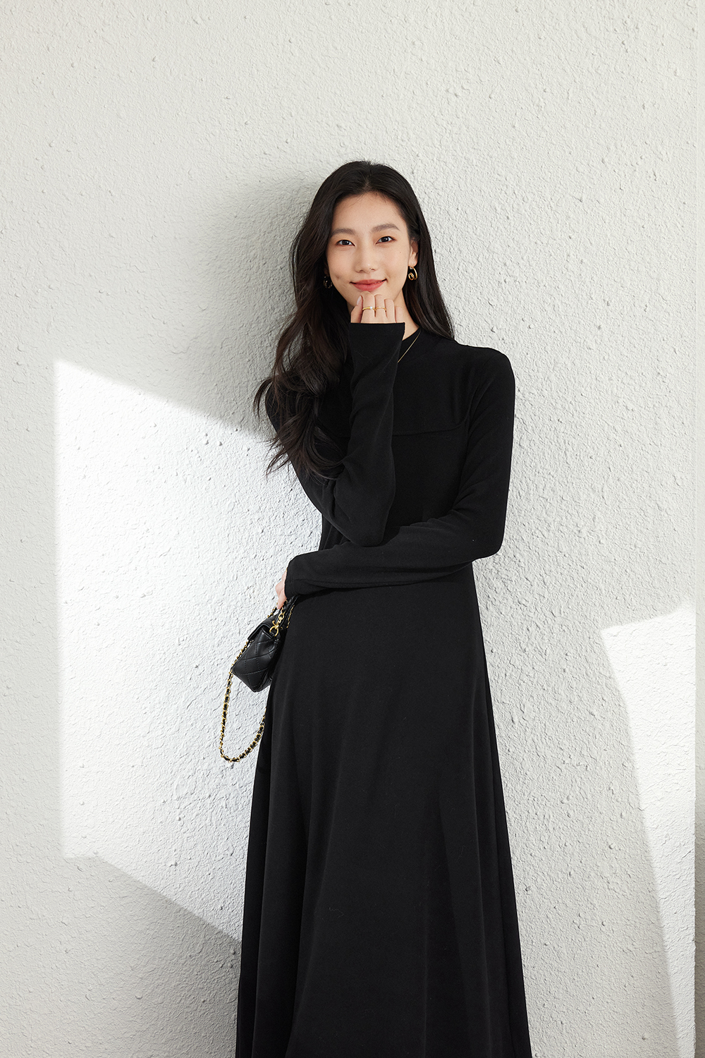 Inner waist-cinched knitted dress