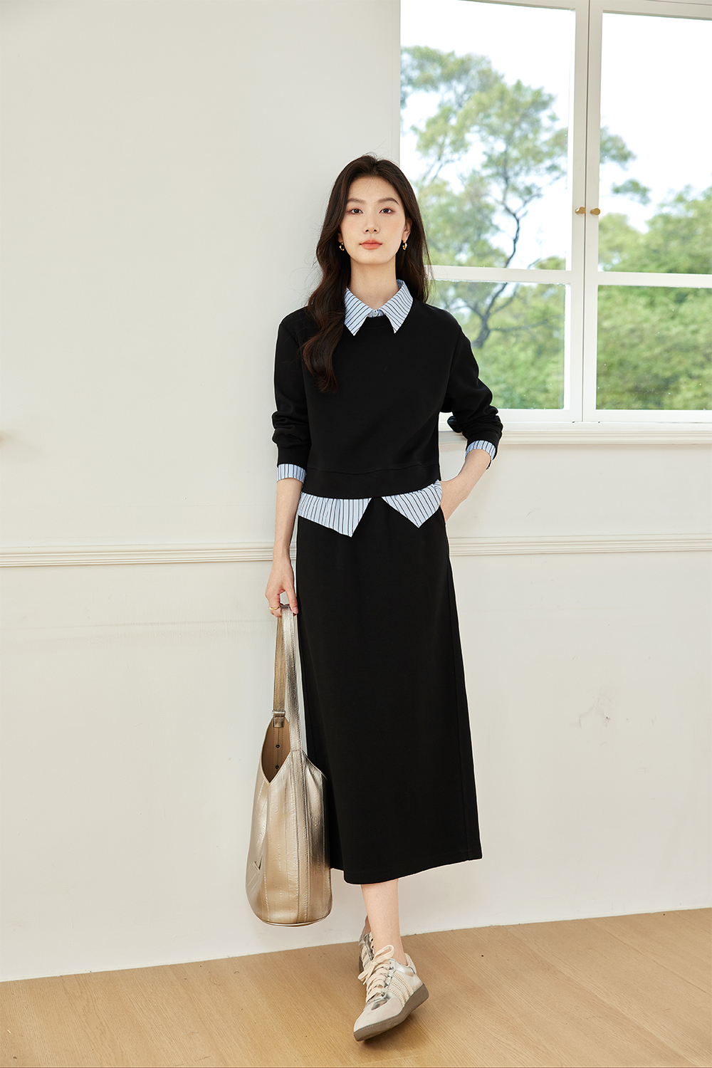Fashionable business commuting suit