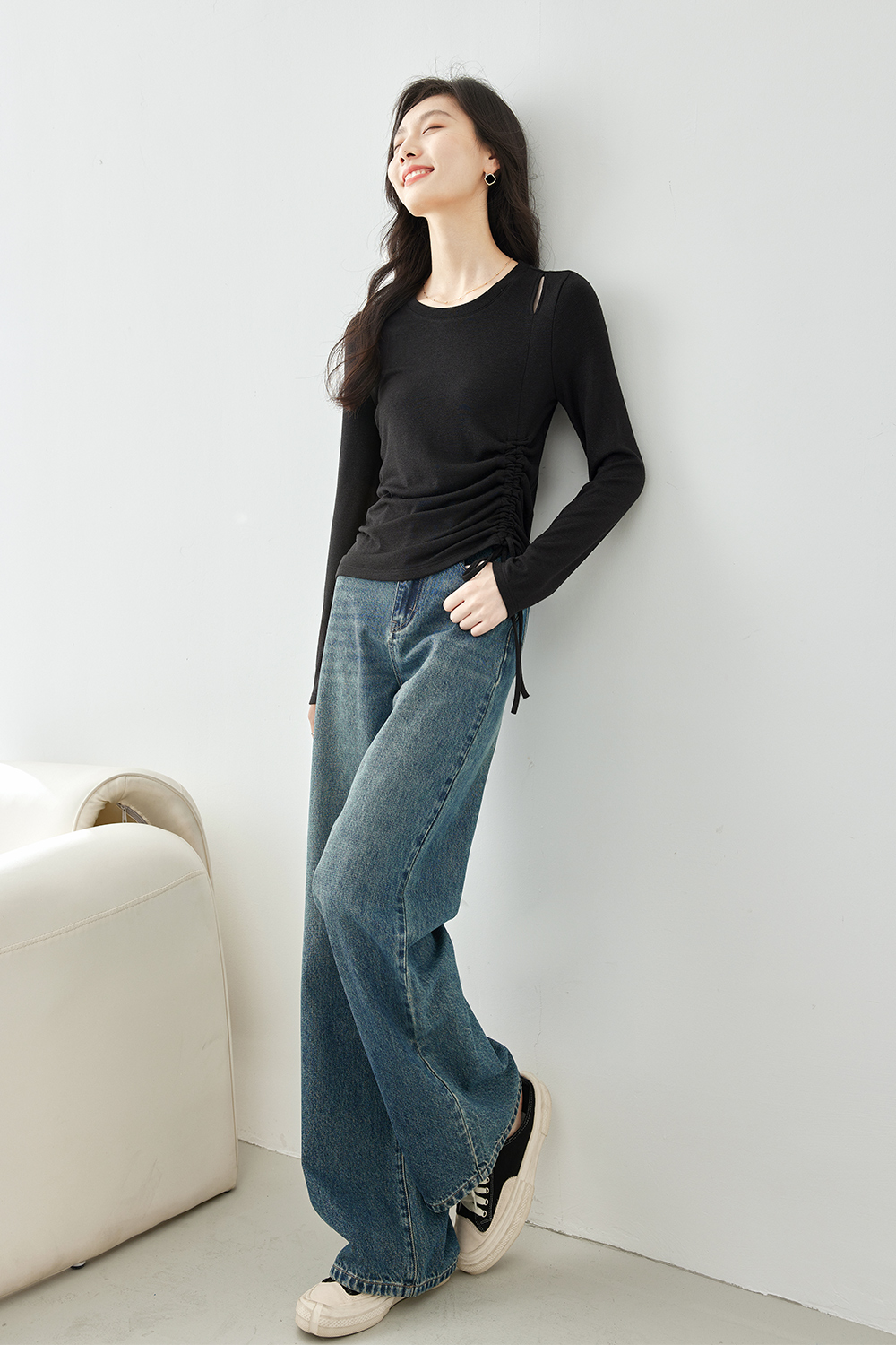 Drawstring pleated long sleeve T-shirt-VIMLYSTORE