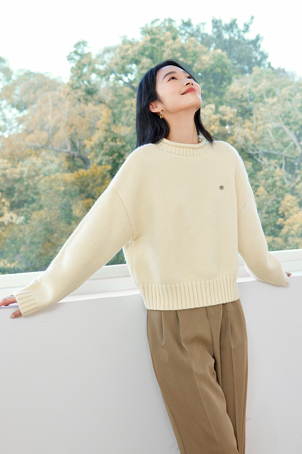 Rolled Hem Semi-High Neck Knitted Sweater-VIMLYSTORE