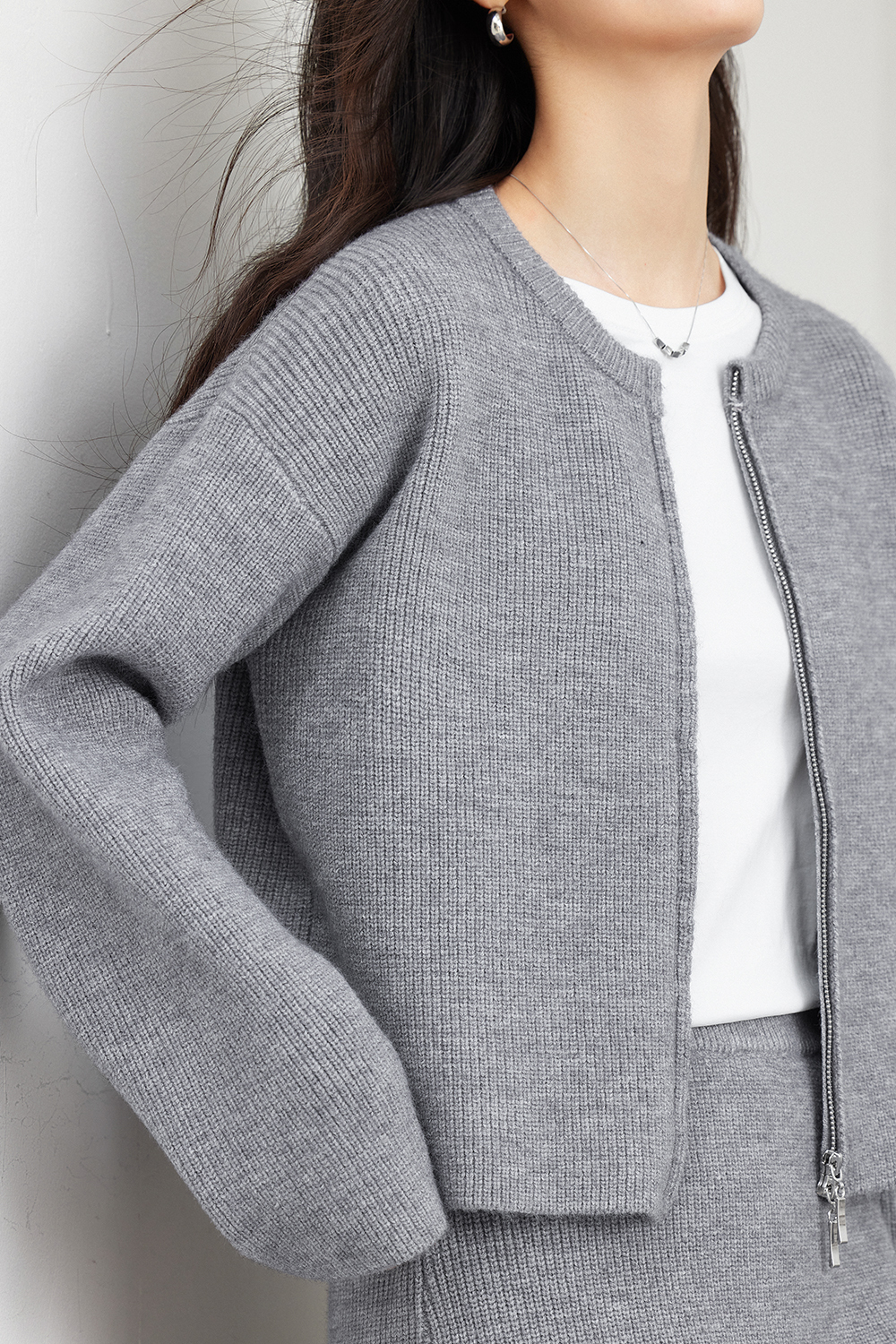 Simple And Relaxed Knitted Suit