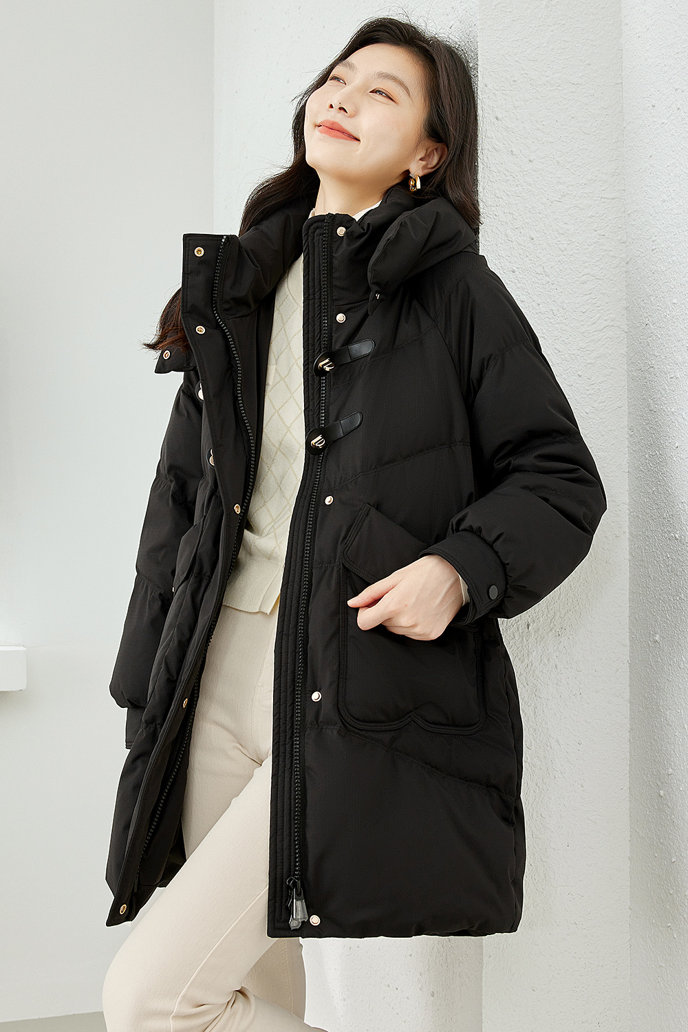 Solid color warm down jacket