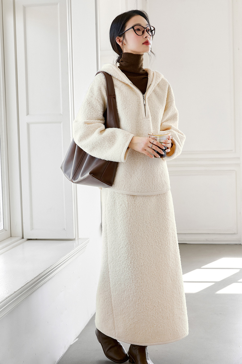 Pure-White Furry Hooded Set