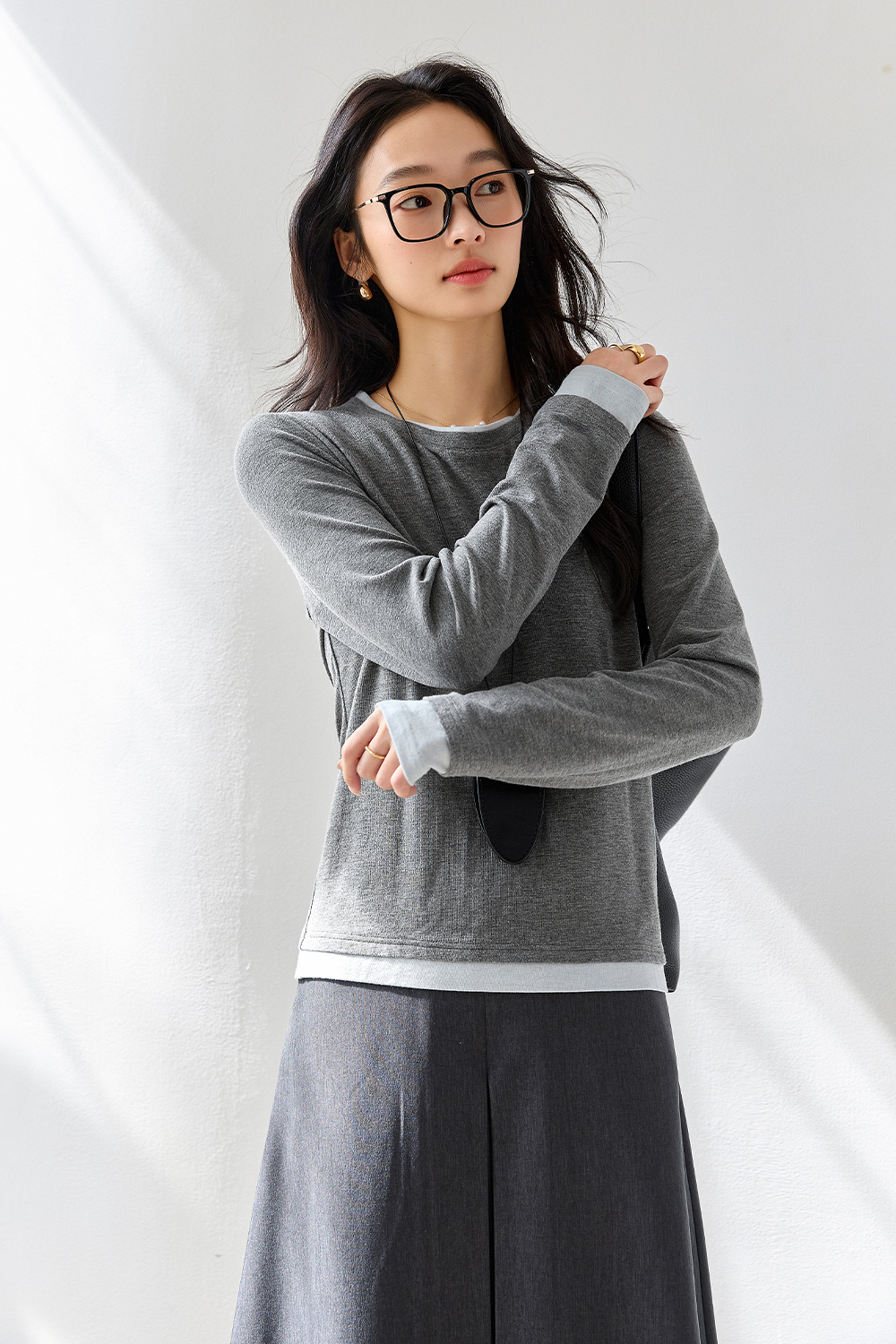 Contrast Color Round Neck T-Shirt