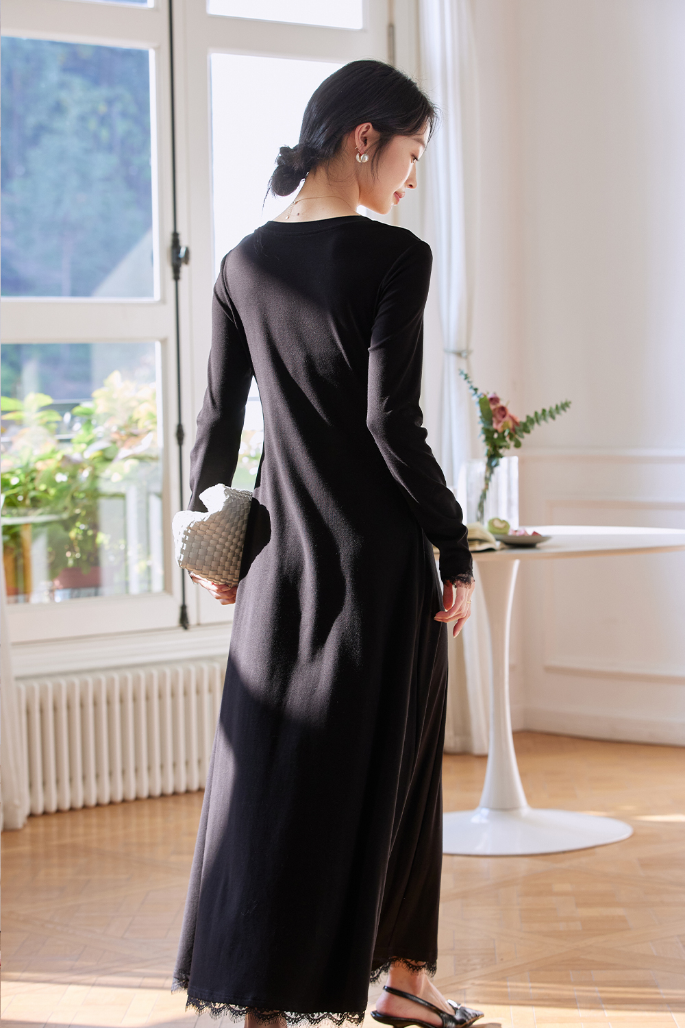 Elegant Black Lace Hem Dress