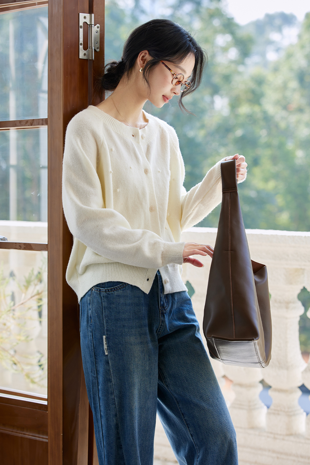 Dot Decoration Knit Cardigan