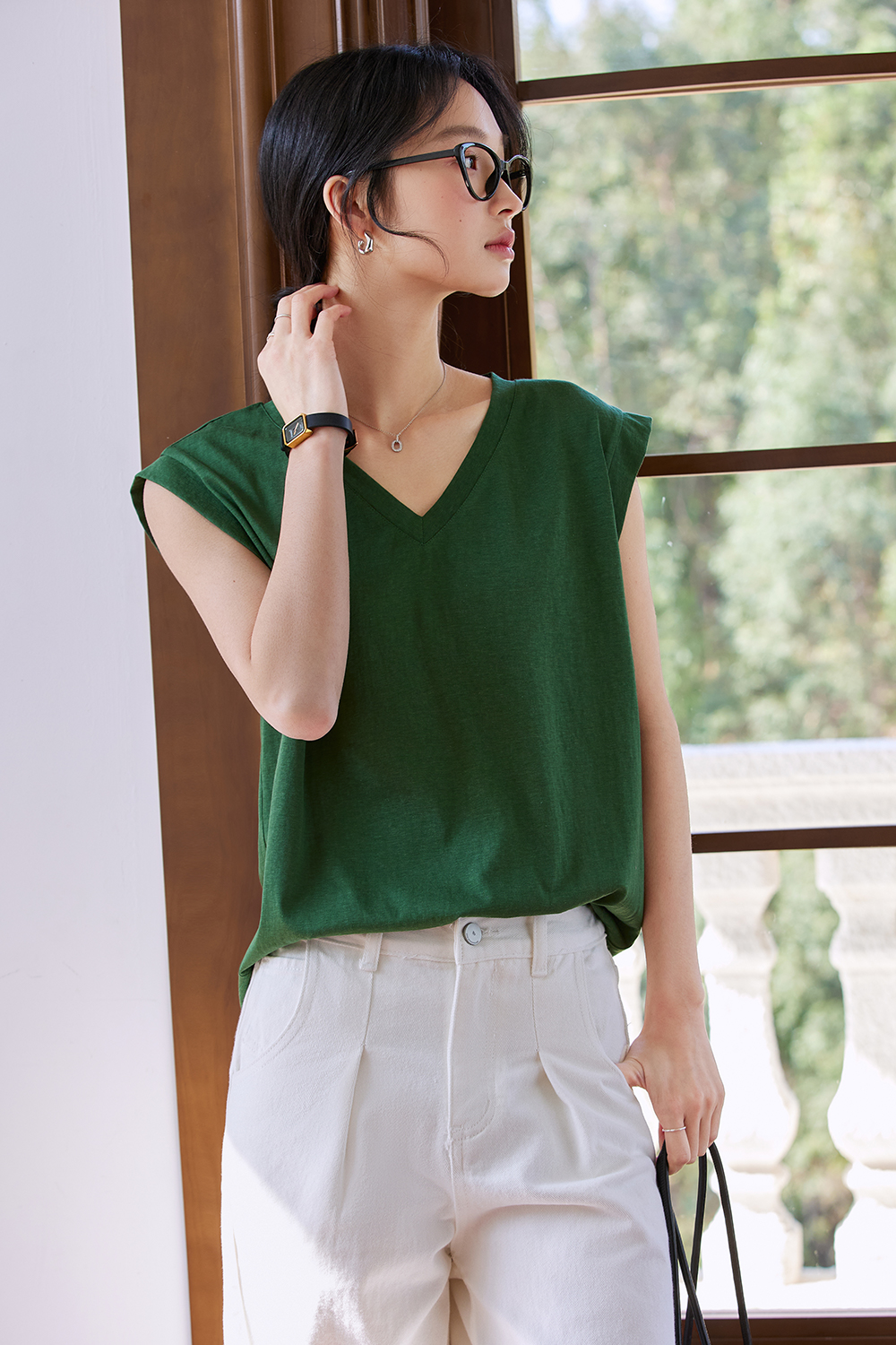 Snowflake Texture V-Neck Straight T-Shirt-VIMLYSTORE