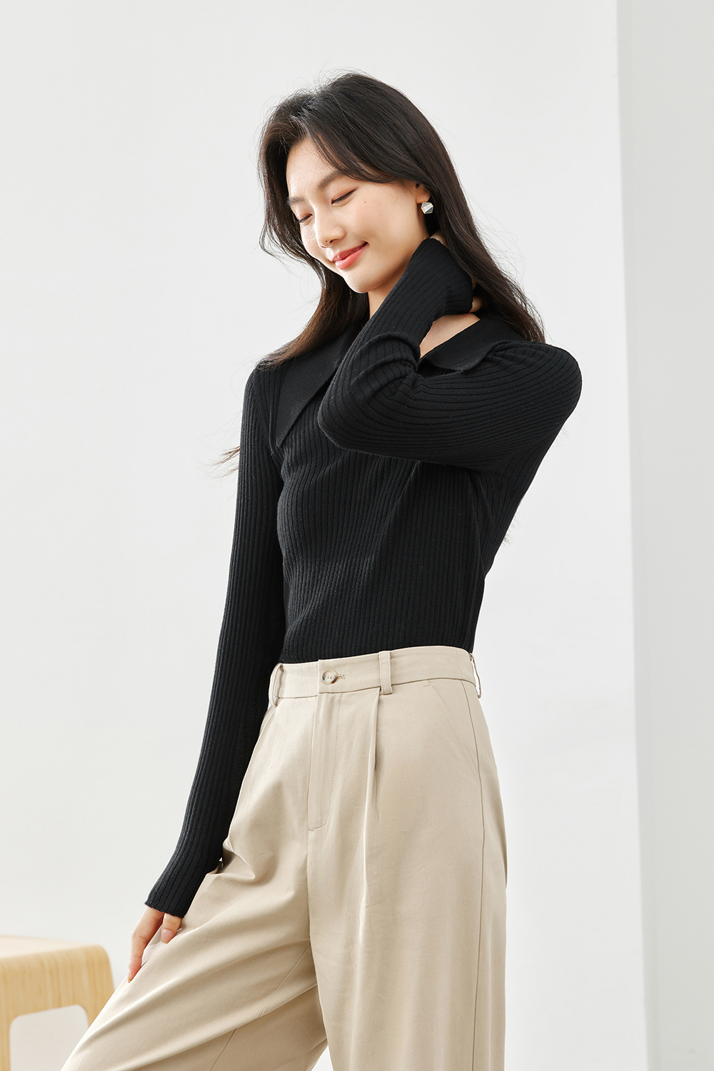 Slimming V-Neck Sweater