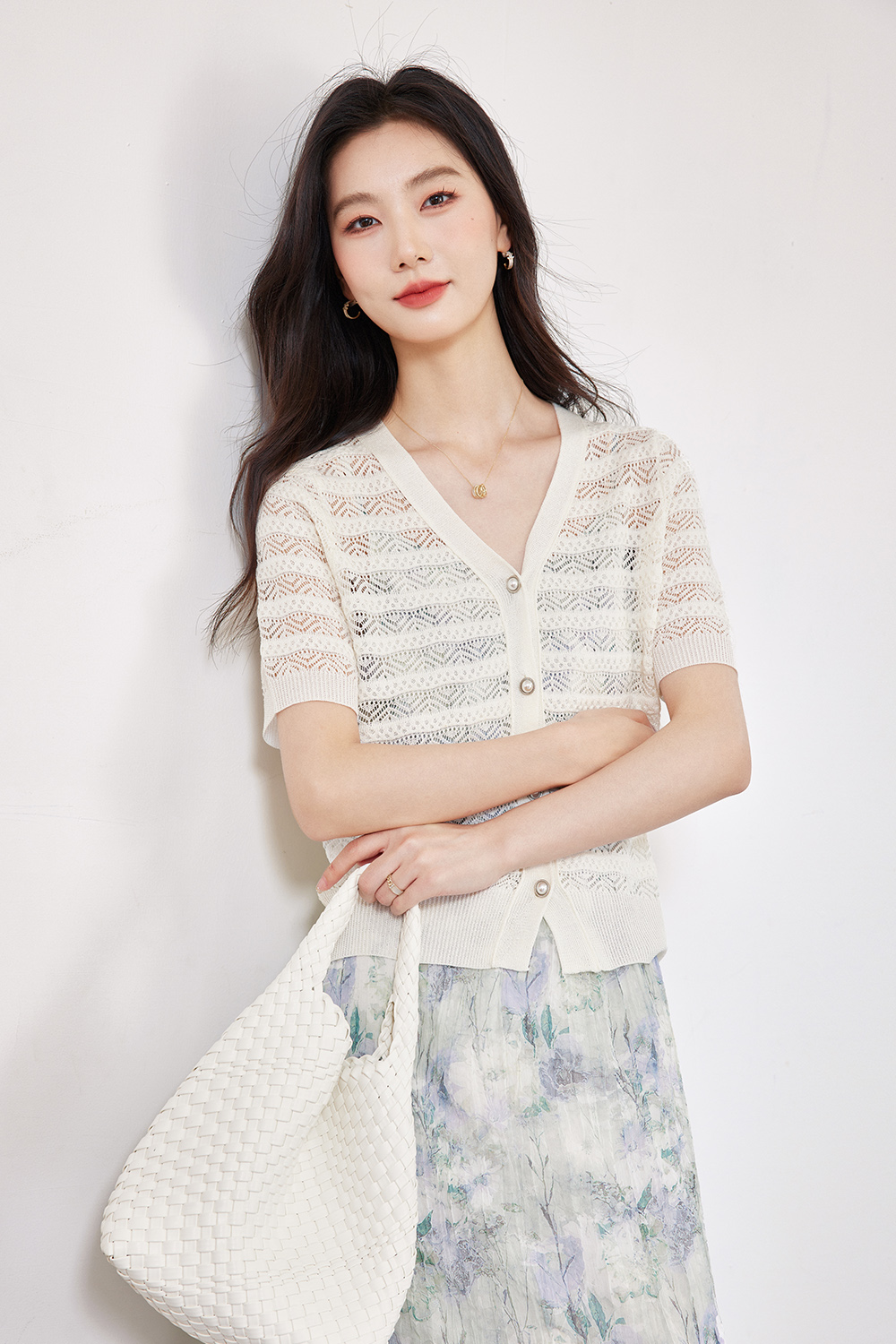 （暂无定价）Hollow Striped Knitted Cardigan