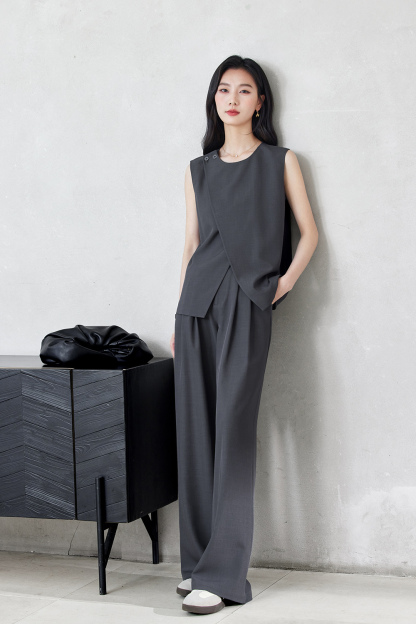 At Will Fashionable Minimalist Suit