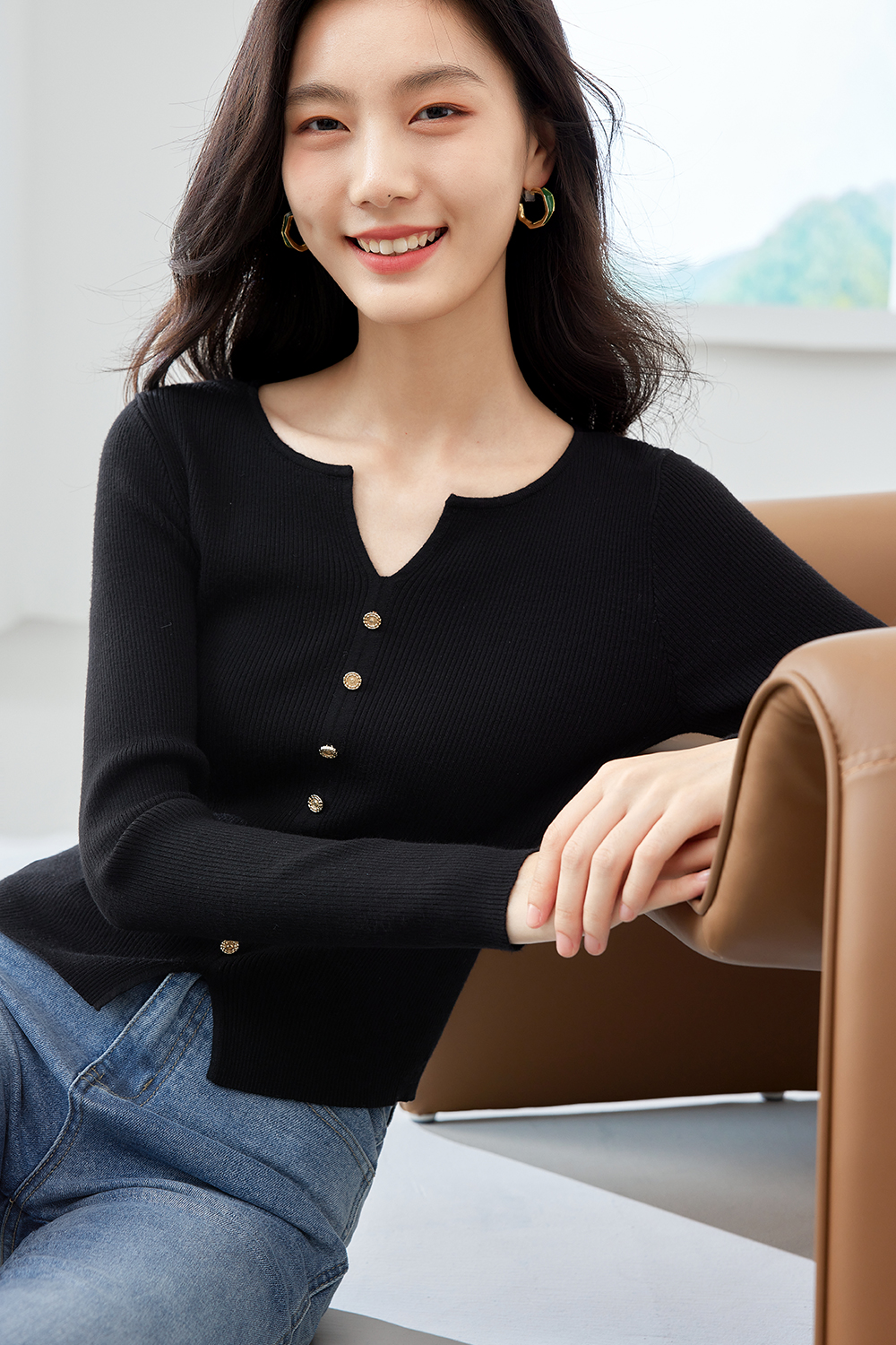 Thin V-neck knit Sweater-VIMLYSTORE