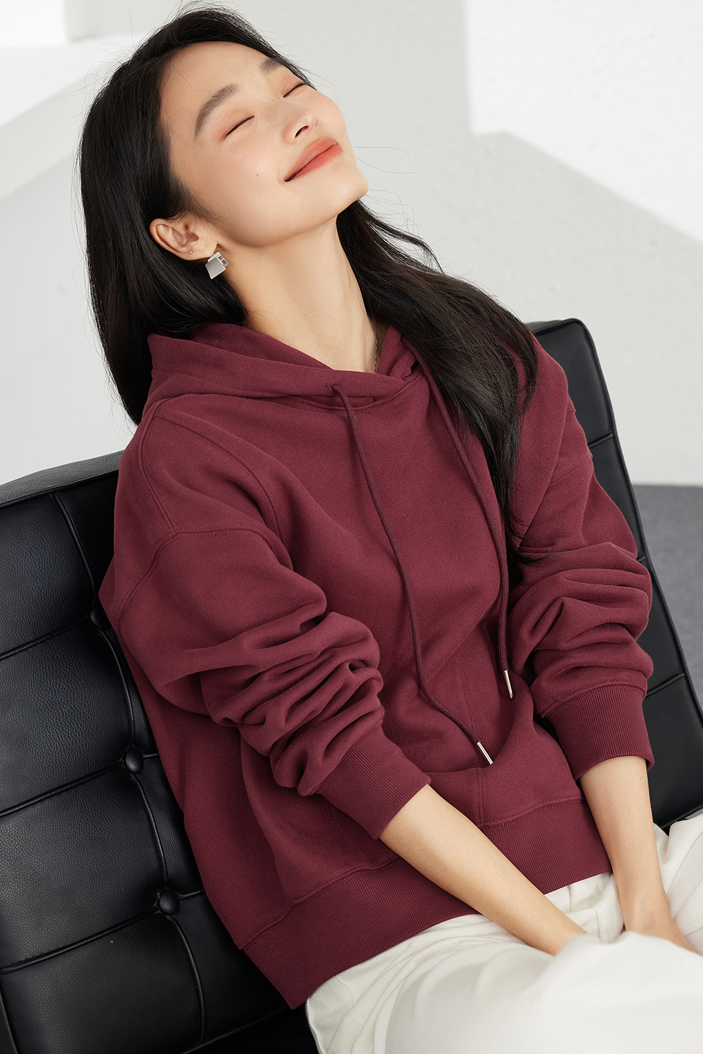 Fleece-Lined Hooded Sweatshirt-VIMLYSTORE