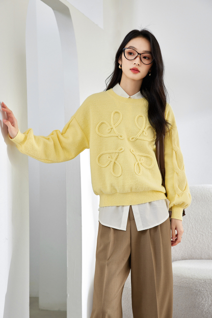 3D Line Design Sweater