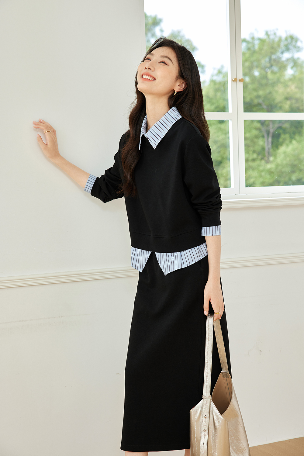 Fashionable business commuting suit