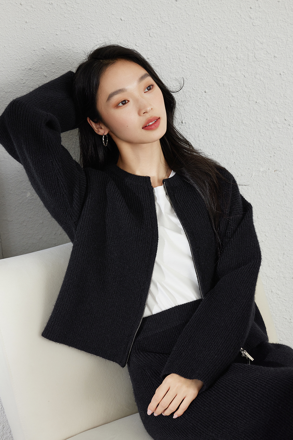 Simple And Relaxed Knitted Suit