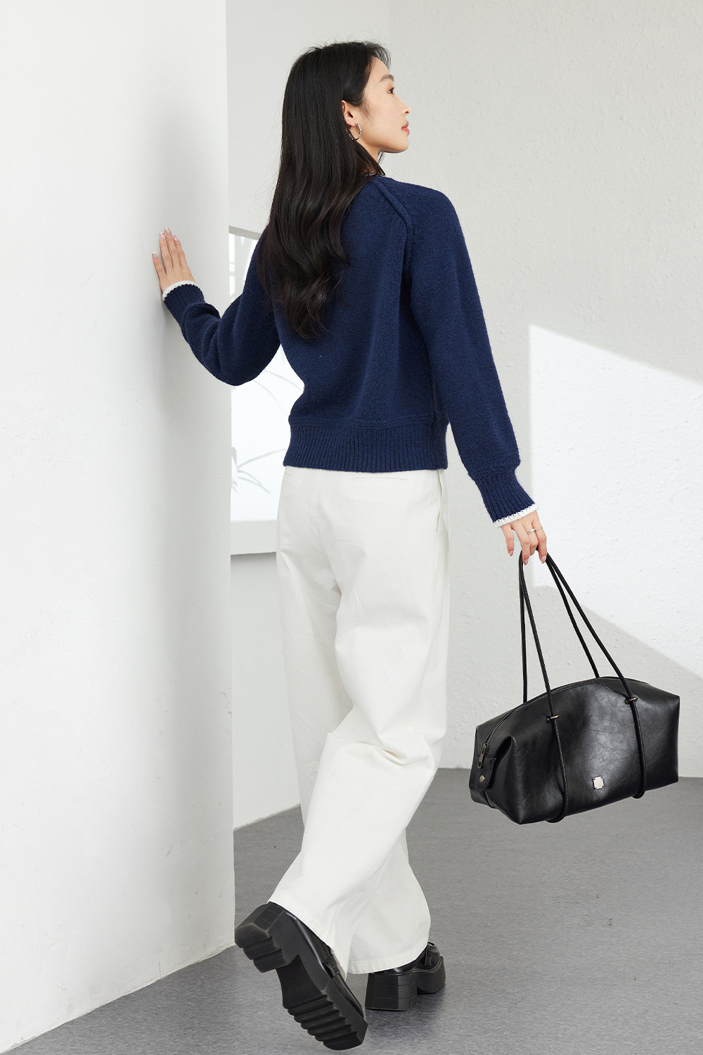 Warm Soft Grey Crewneck Sweater-VIMLYSTORE