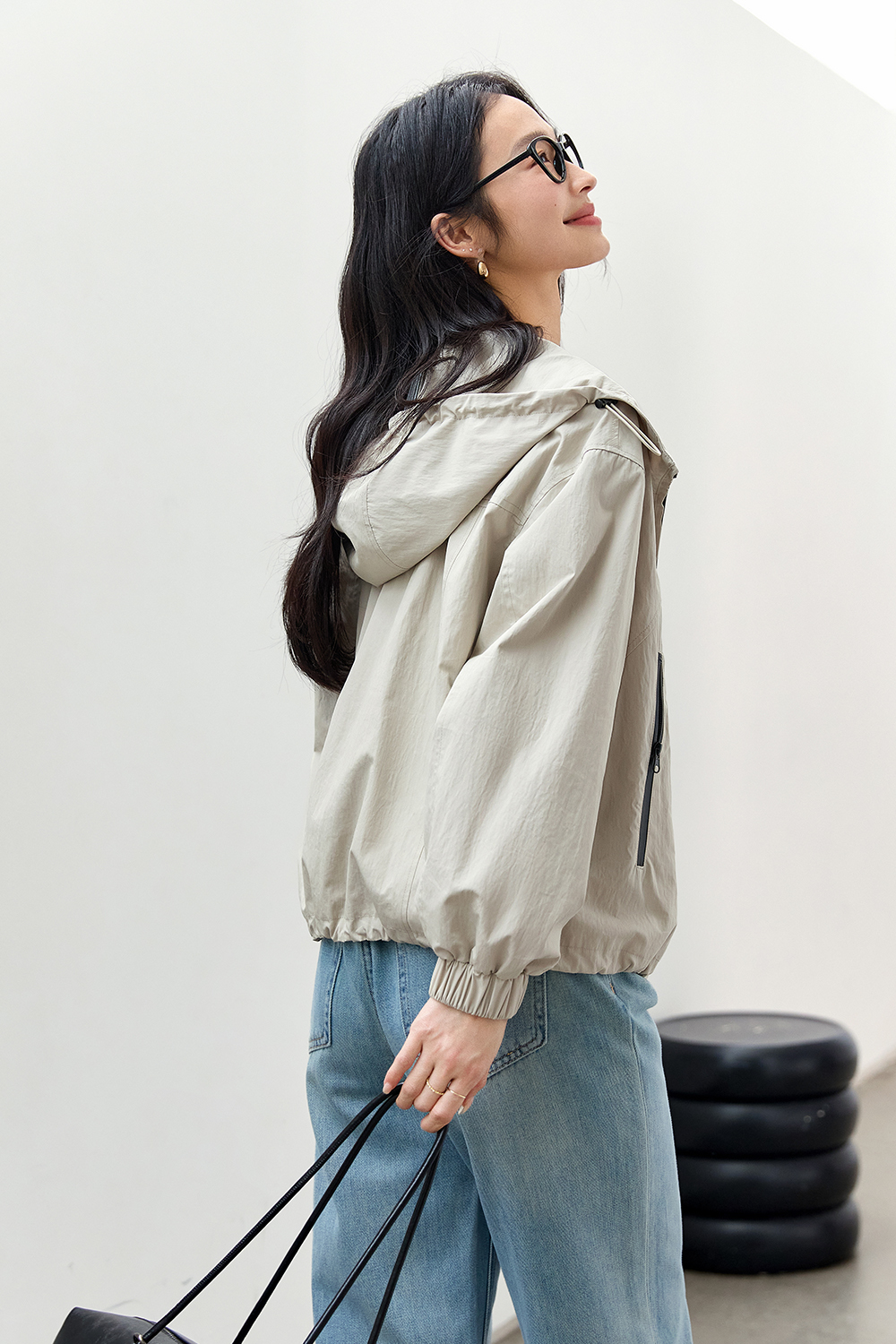Contrast Color Hooded Jacket