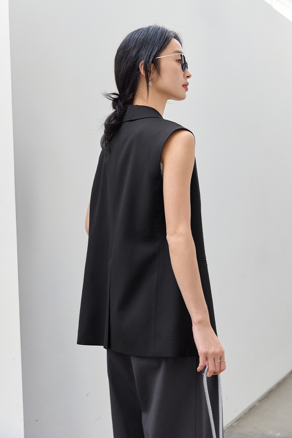 Simple Sleeveless Suit Vest-VIMLYSTORE