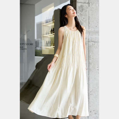 Elegant Pleated Dress