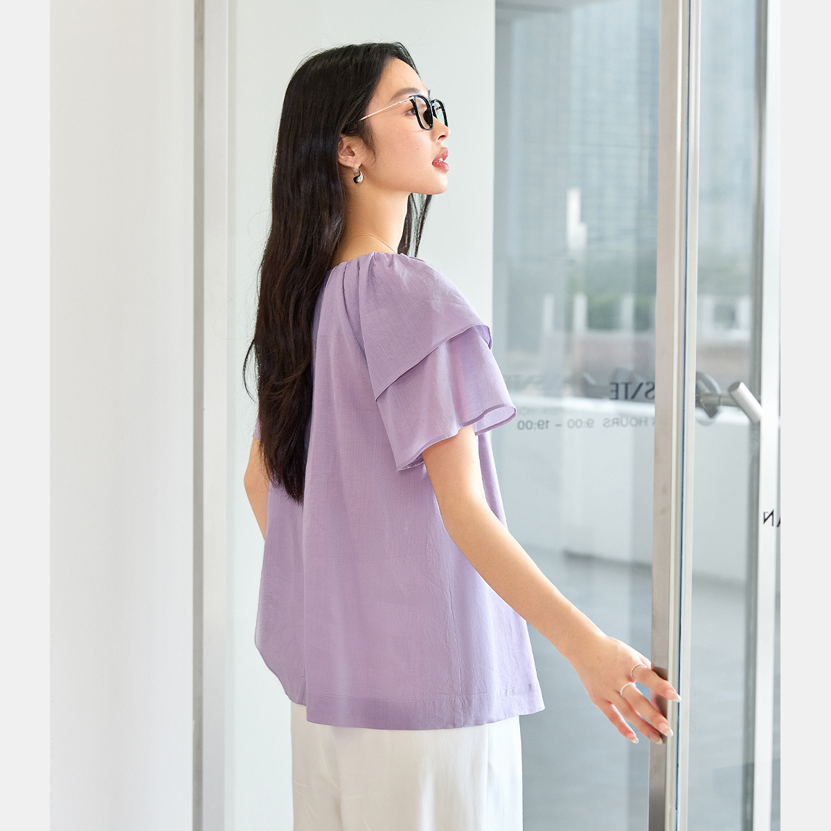 Solid Color Cotton And Linen Short-Sleeved Shirt