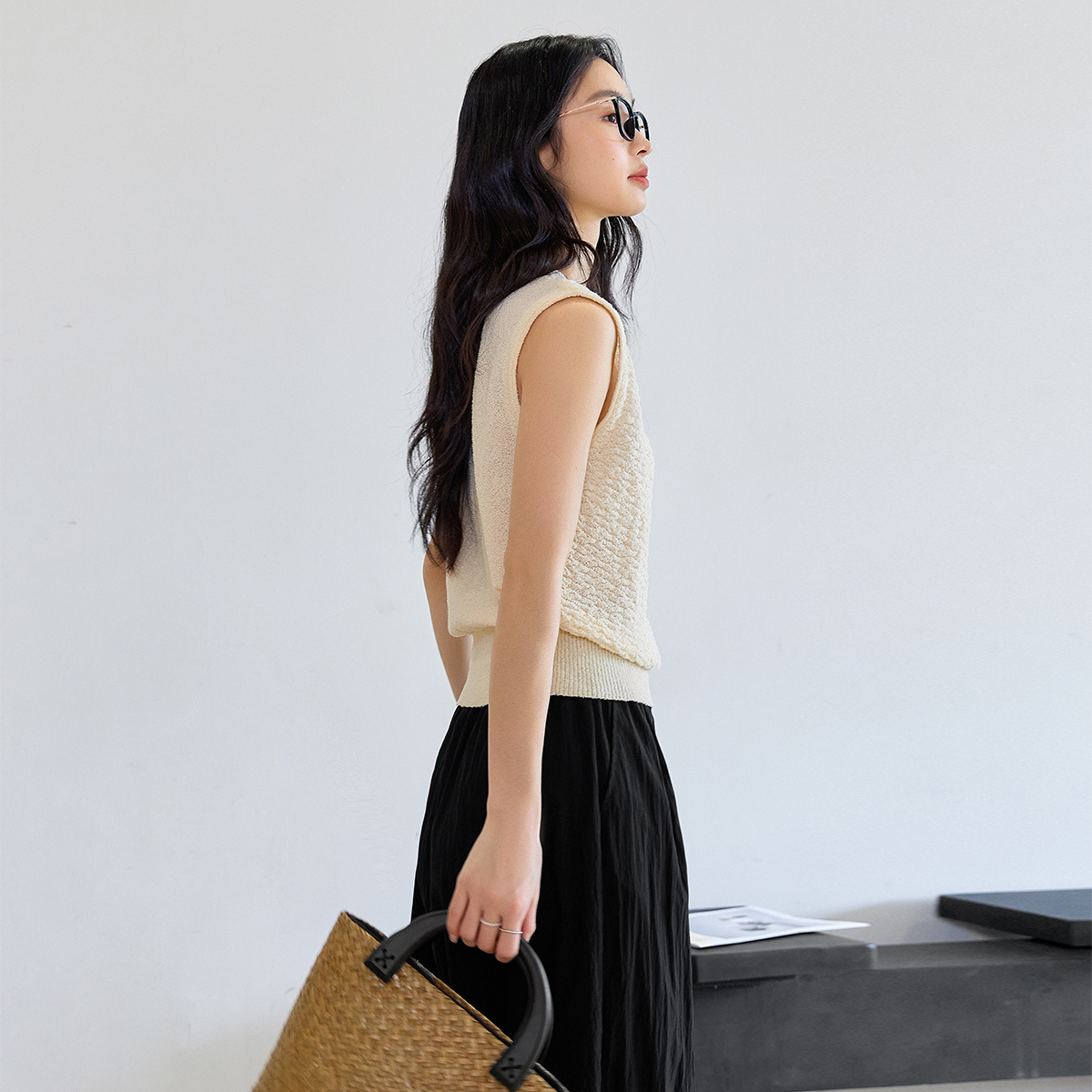 Textured Sleeveless Sweater-VIMLYSTORE