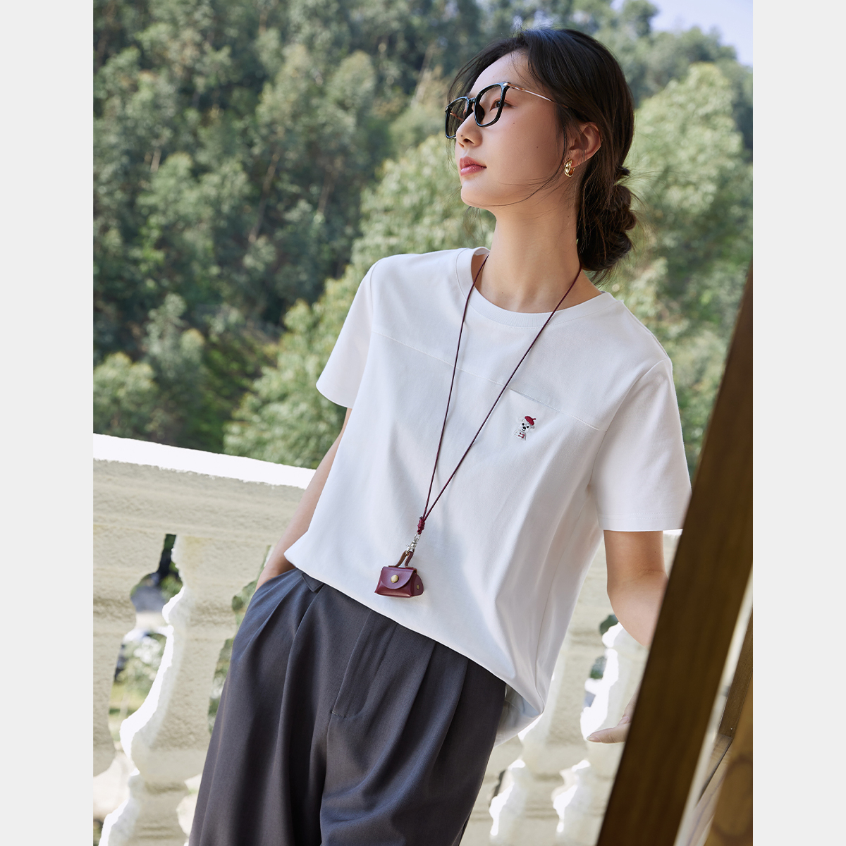 Animal Embroidery Straight T-Shirt