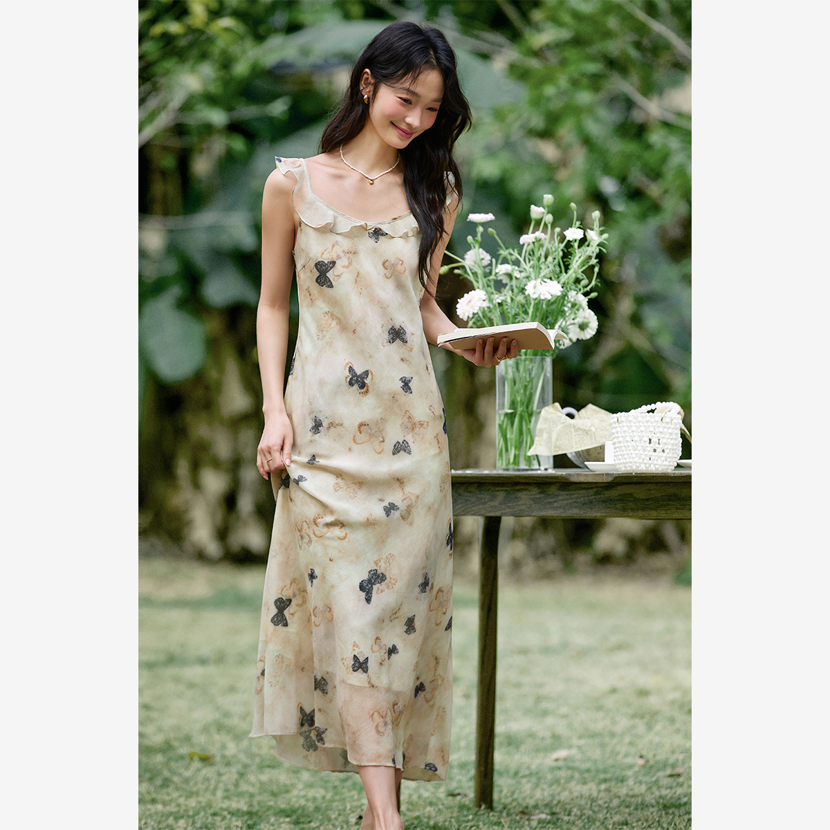 U-Neck Butterfly Suspender Dress