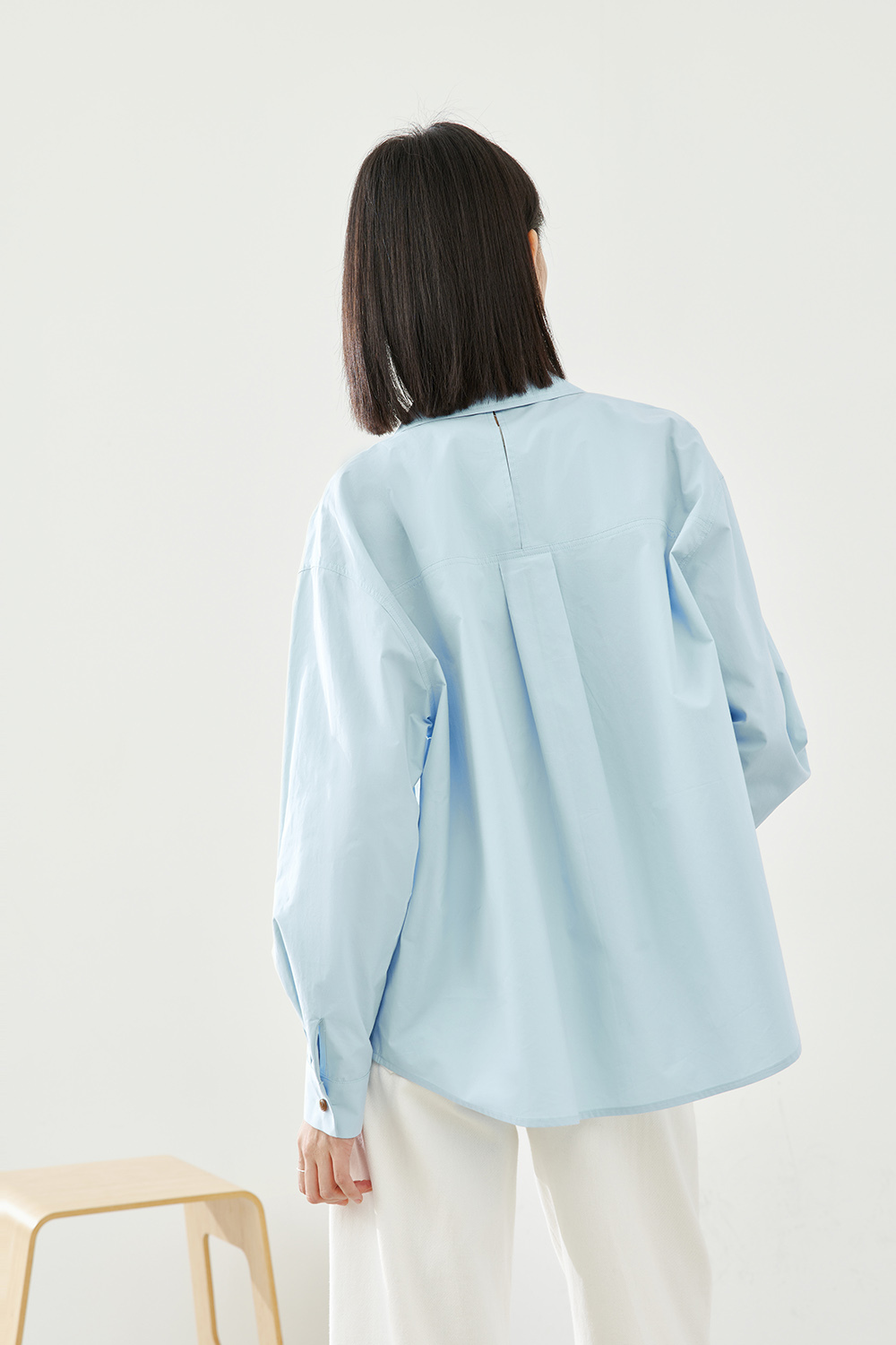 Versatile cotton shirt