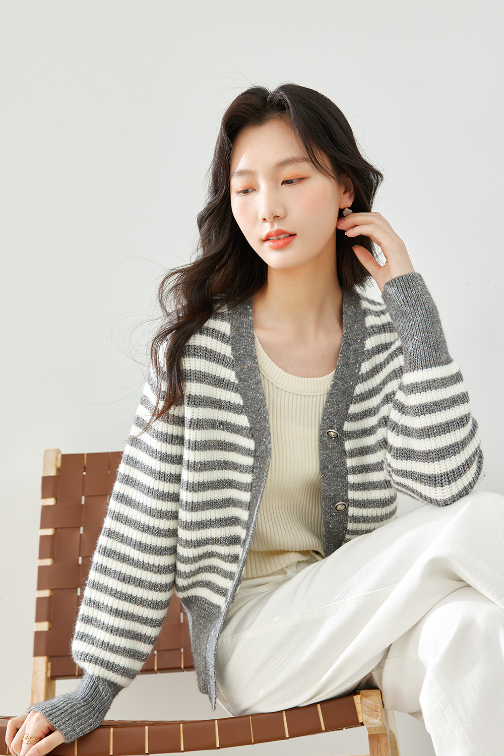 V-neck striped knitted cardigan