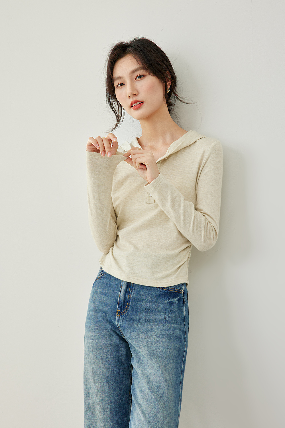 Versatile Slim-Fit Hooded T-Shirt