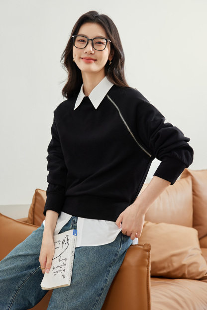 Structural Zipper Segmentation Sweatshirt