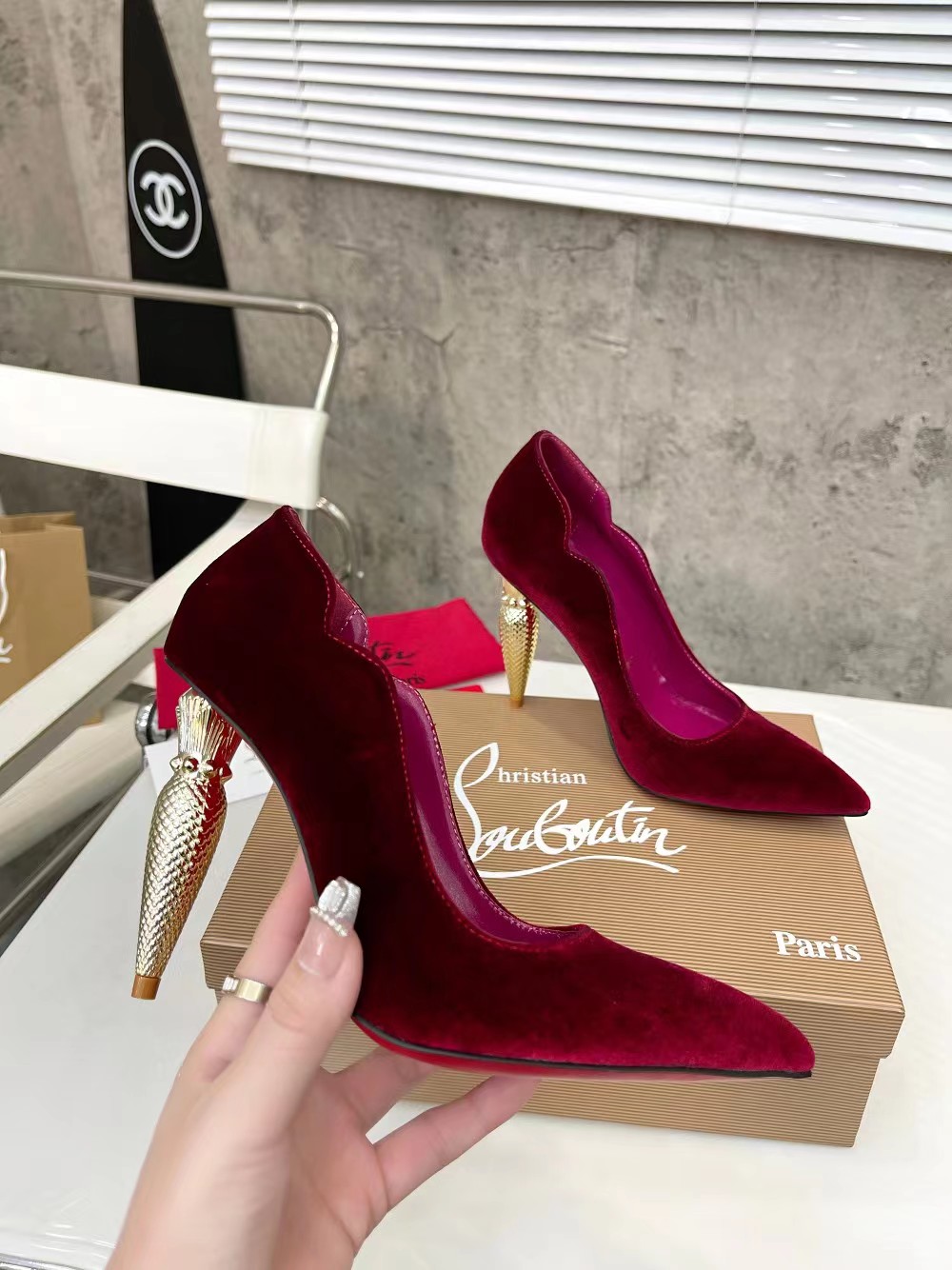 Lipchick Pump 100 mm Red Velvet
