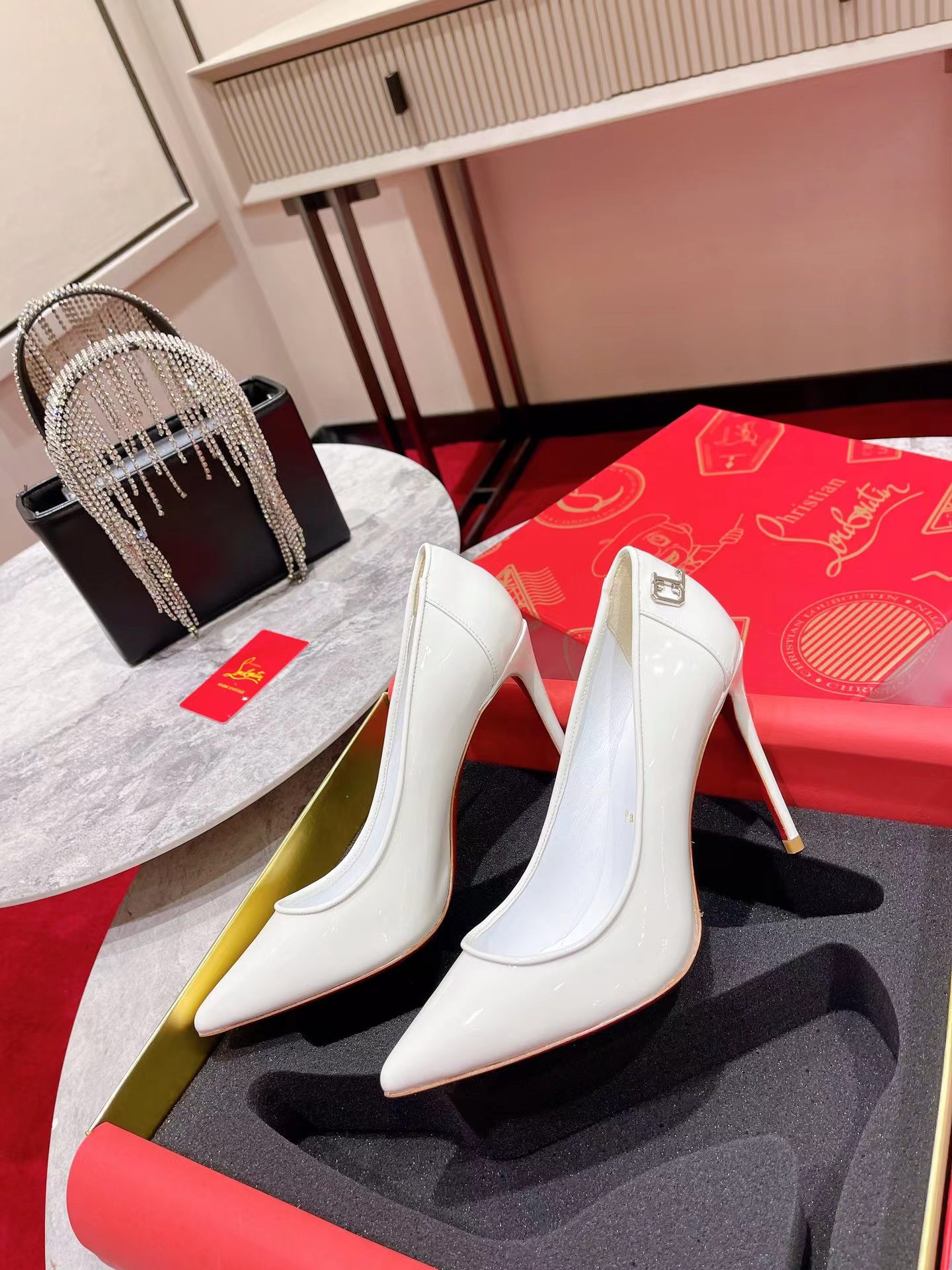 Sporty Kate 85 mm Patent Leather White 22S