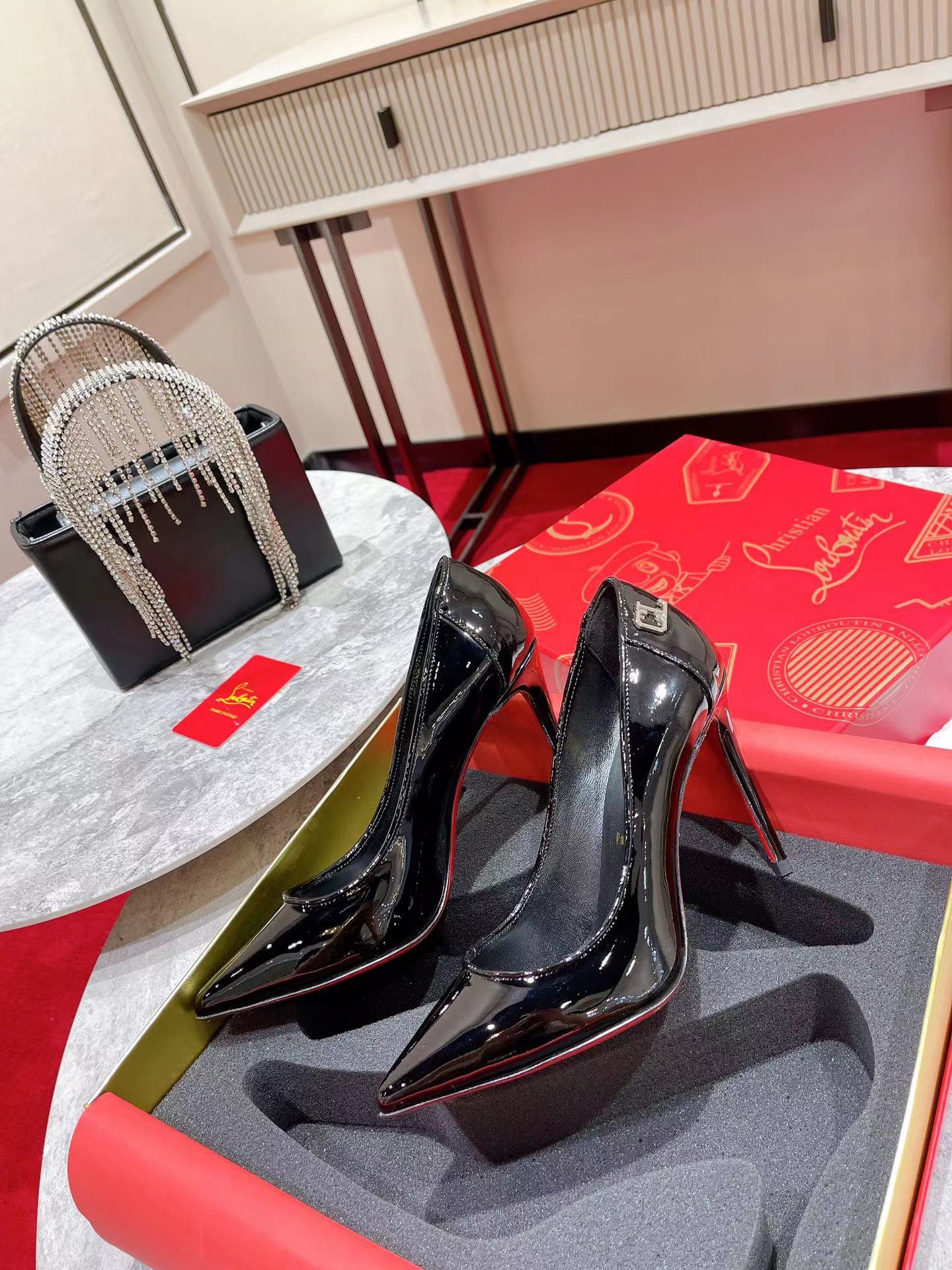 Sporty Kate 85 mm Patent Leather Black 22S